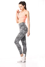 Load image into Gallery viewer, Ceilo Leggings
